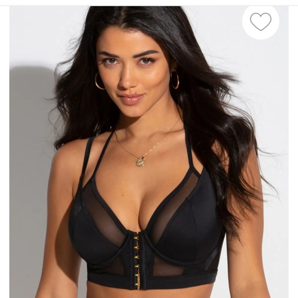 Bikini top No tags never worn. Sexy and supportive. Halter strap tie behind neck - Picture 2 of 11
